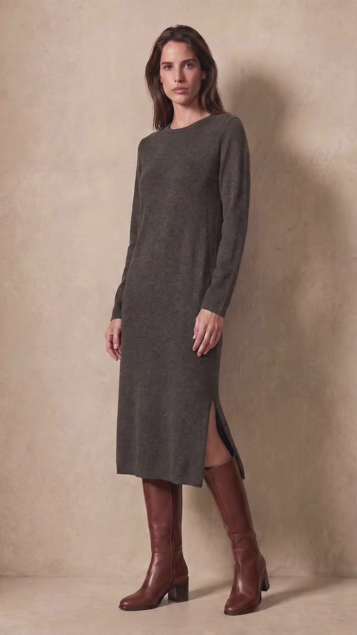 Cashmere Knit Dress (Stone Brown)